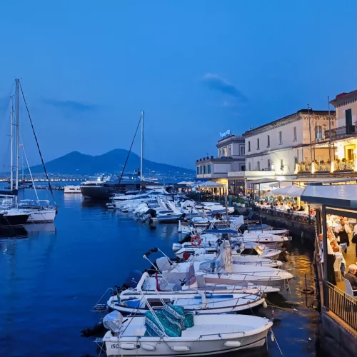 Neapel, Porticciolo di Santa Lucia
